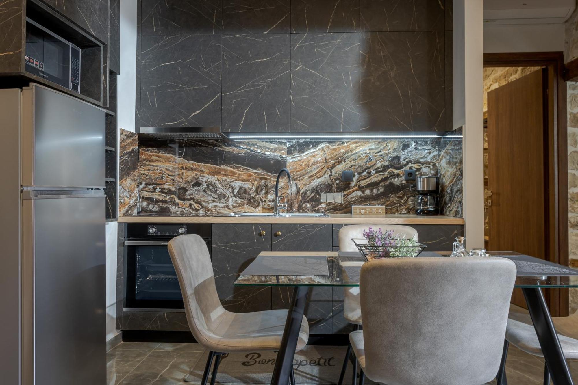 Anassa 14 Luxury One Bedroom Maisonette Apartment *