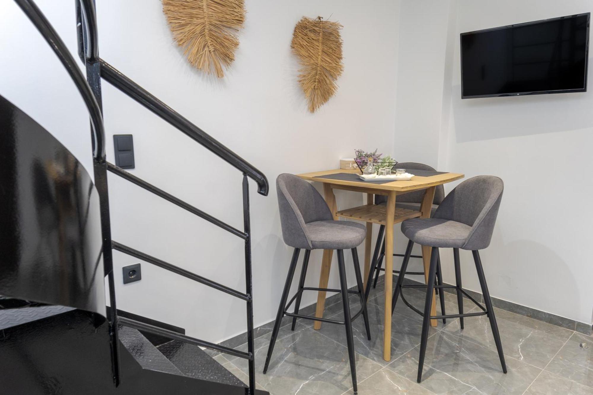 Anassa 14 Luxury One Bedroom Maisonette Apartment