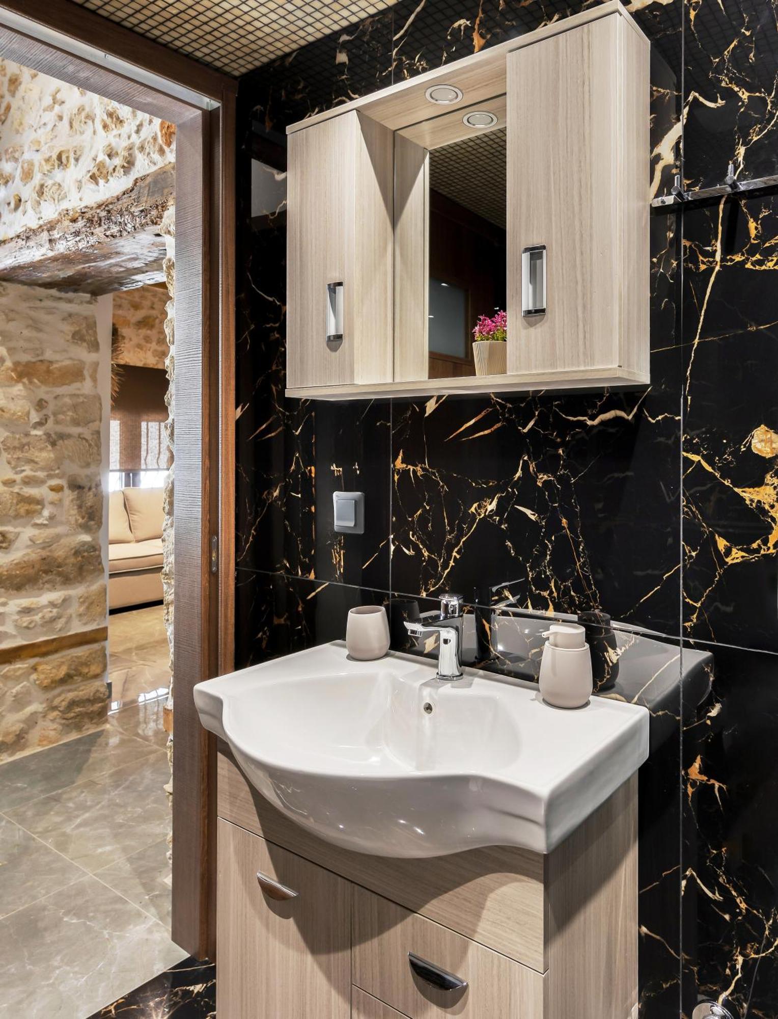 Apartment Anassa 14 Luxury One Bedroom Maisonette Iraklio