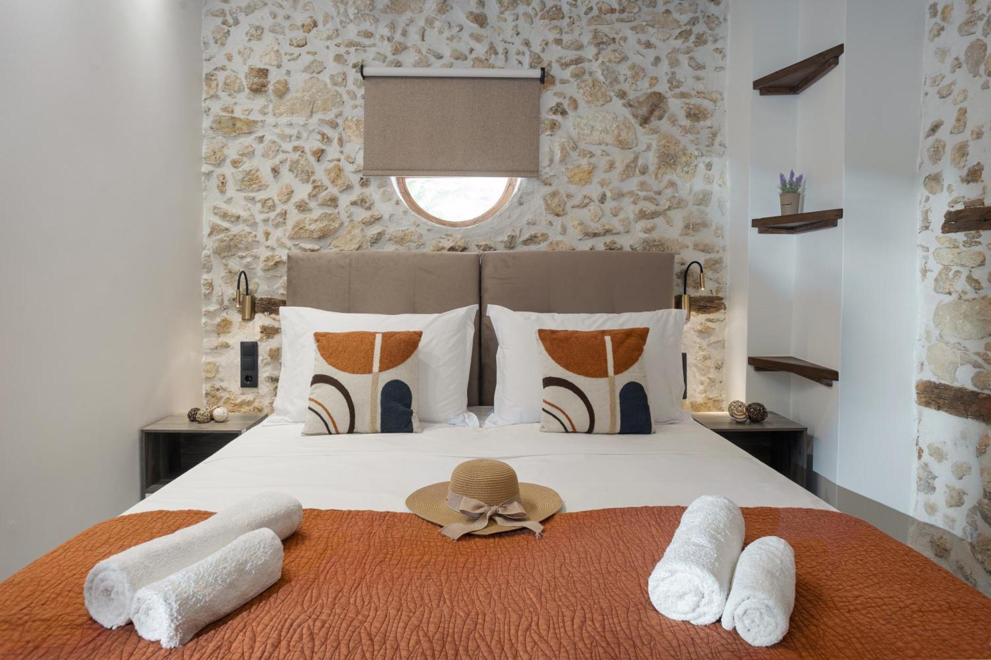 Anassa 14 Luxury One Bedroom Maisonette *